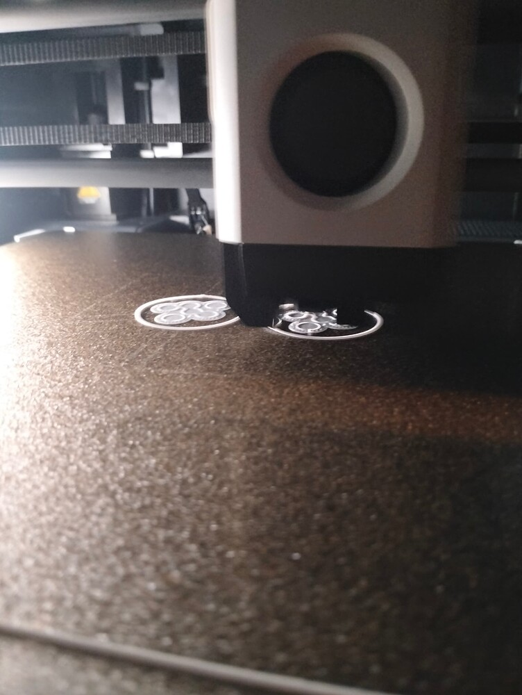 My filament not stick on the plate - Troubleshooting - Bambu Lab ...