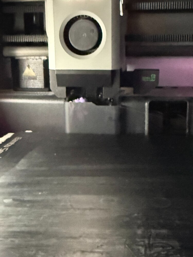 Filament stuck in chute - Bambu Lab X1C - Bambu Lab Community Forum