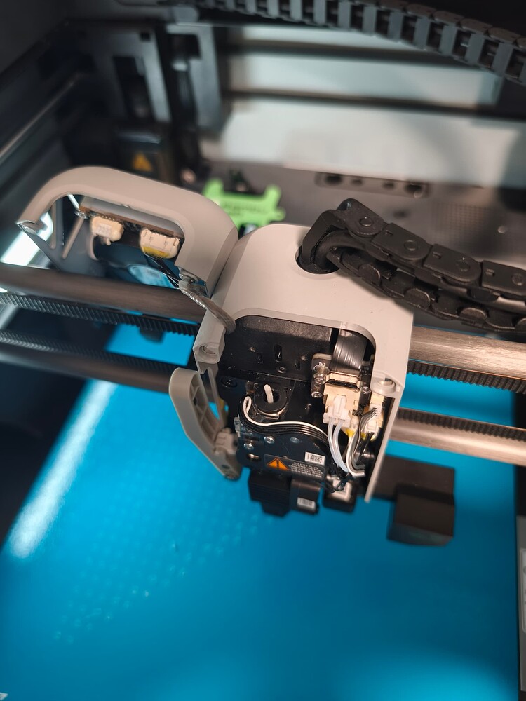Filament stuck in Extruder, PTFE tube not removable - Bambu Lab X1C ...