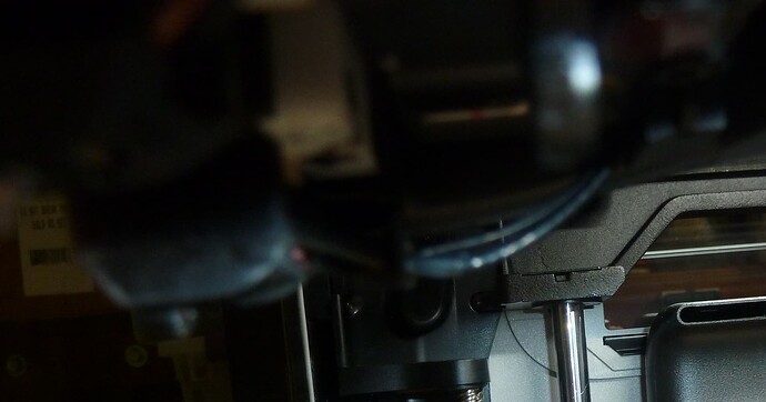 left_nozzle_wire